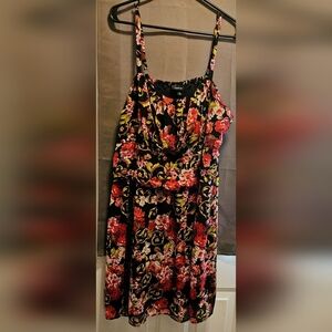 TORRID 4x Chiffon Tank Black Floral Dress Rouging Red Rose Spaghetti Strap Short